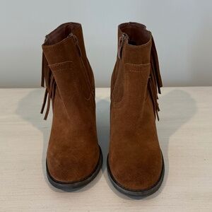 Sbicca Fringe Ankle Boots 6.5 Tan